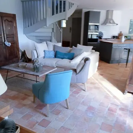 Domaine De Troliguer Holiday home Pont-l'Abbe